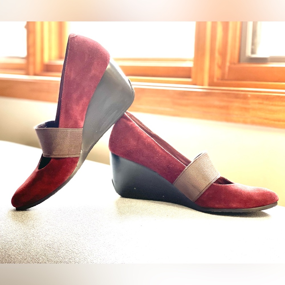 Camper “Nancy” suede Mary Jane wedge shoes size 39/8.5 brown-burgundy